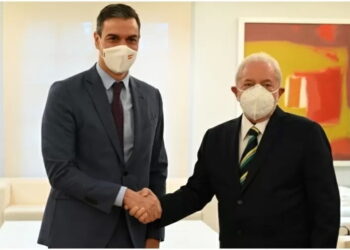 Lula ameniza críticas a Cuba e diz que Moro ‘sem toga’ é candidato como ele