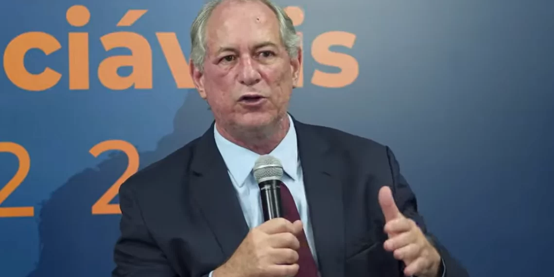 Partido de Ciro Gomes aciona o TSE contra Jair Bolsonaro