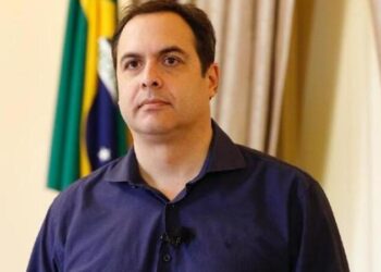 Paulo diz que investigará invasão do Centro Paulo Freire