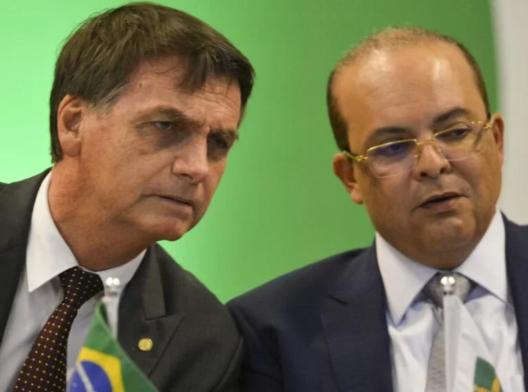 MP de contas pede bloqueio de bens de Bolsonaro e Ibaneis