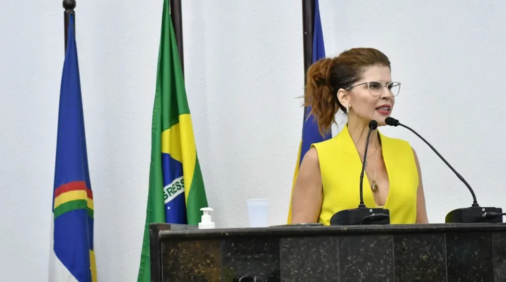 TCE julga prática de nepotismo em nomeação de filho do prefeito para cargo em comissão