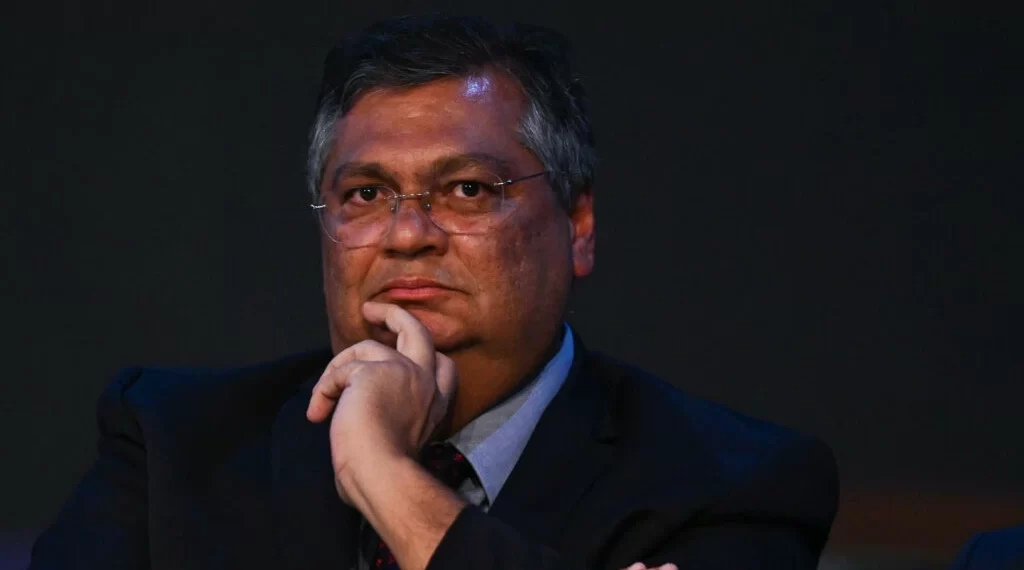 Dino: Governo está elaborando PL para regulamentar as redes