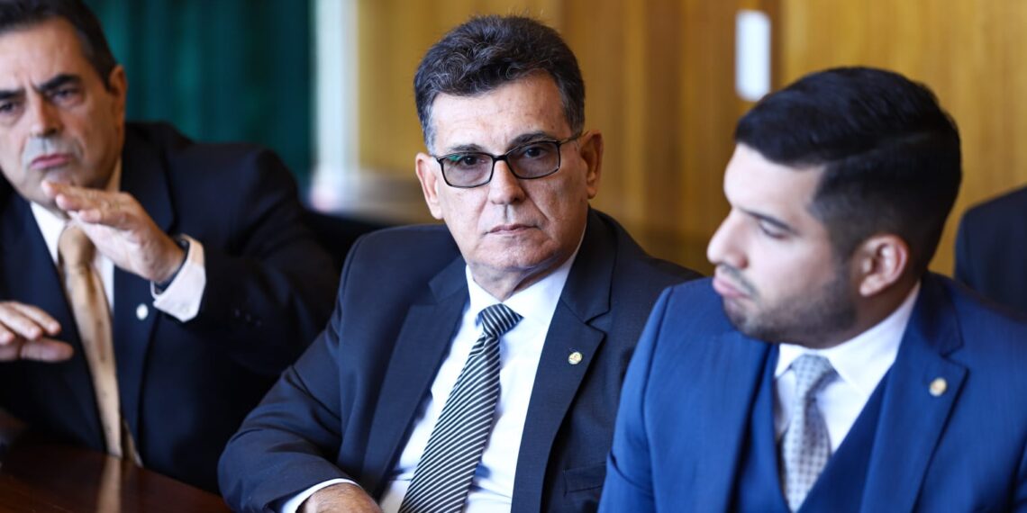 Coronel Meira apresenta, em caráter de urgência, Projeto de Decreto Legislativo em defesa das escolas cívico-militares