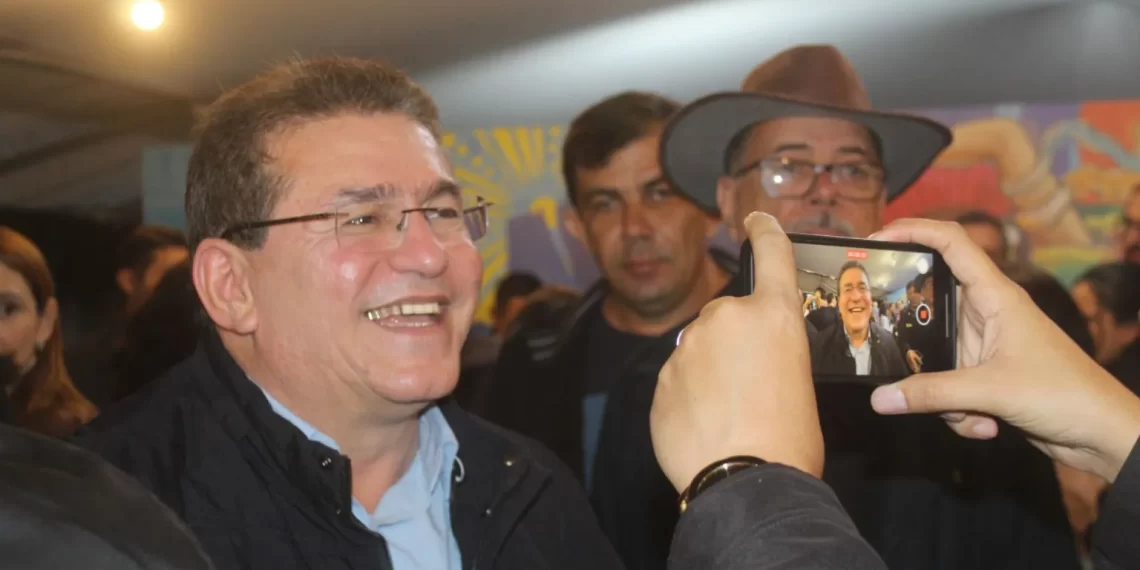 Líder do partido de Marília Arraes elogia governo Raquel Lyra