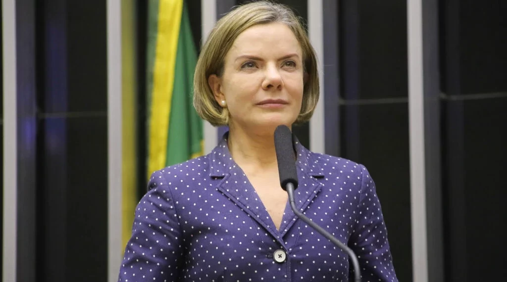 Gleisi alega “brutalidade” de Israel contra ataque do Hamas