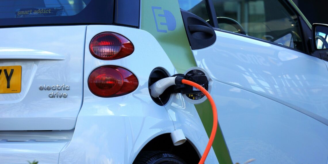 Frota de carros elétricos em Pernambuco cresce 159% no primeiro trimestre de 2024