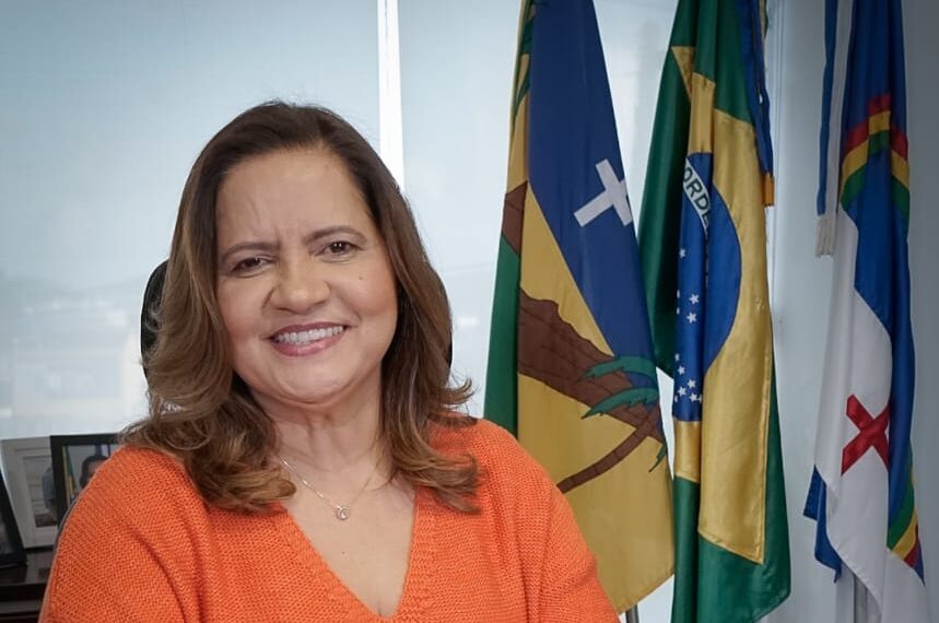 Prefeita Célia Sales antecipa folha de junho e, com 1ª parcela do 13º, injeta mais de R$ 62 milhões na economia do Ipojuca