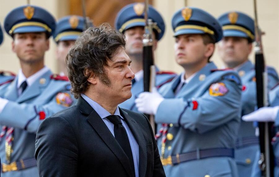 Argentina: Milei planeja reduzir idade penal para 13 anos