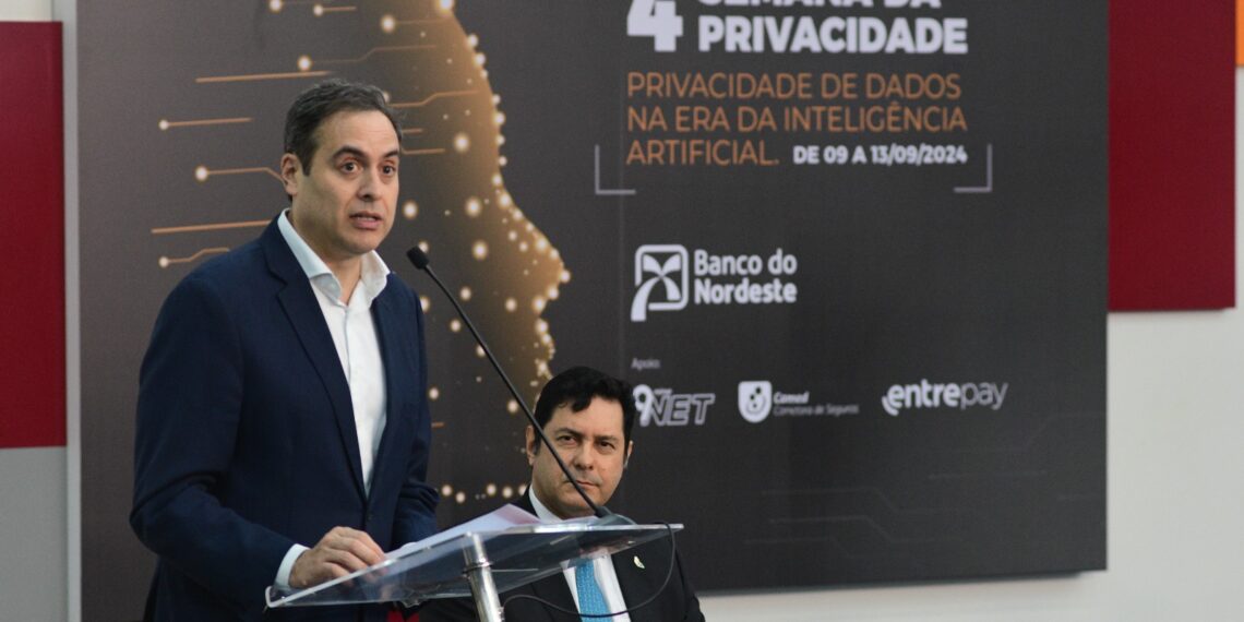 Banco do Nordeste debate regulação da inteligência artificial em evento sobre privacidade de dados