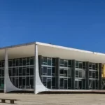 Juízes auxiliares do STF chegam a ganhar mais de R$ 100 mil - Foto (Reprodução)