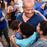 Marcilio, Lícia e Eduardo Honório realizam caminhada e recebem apoio popular em Nova Goiana - Foto (Reprodução)